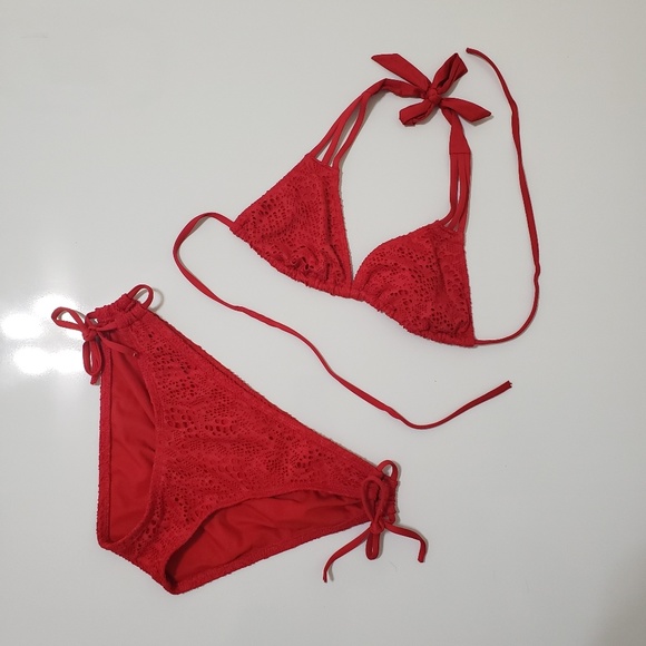 Red bikini set - Picture 2 of 6